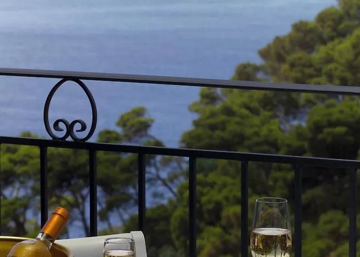 Ξενοδοχείο La Floridiana 4*